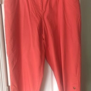 Ruby Rd 20W Tamale Capri NWT zip flat front with pockets front and back